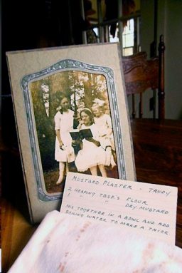 AuntTrudy_121615A