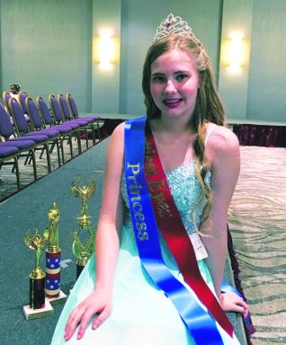 BeautyPageant_072716A