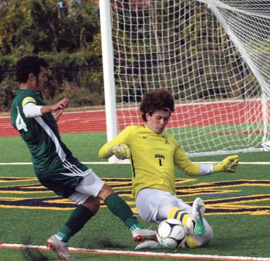 CarlePlace_BoysSoccer_110718_B