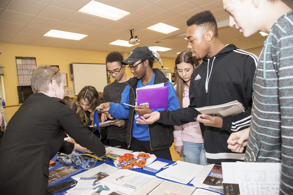 CollegeFair_012016A