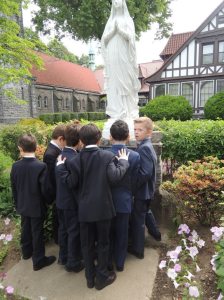 Communion9