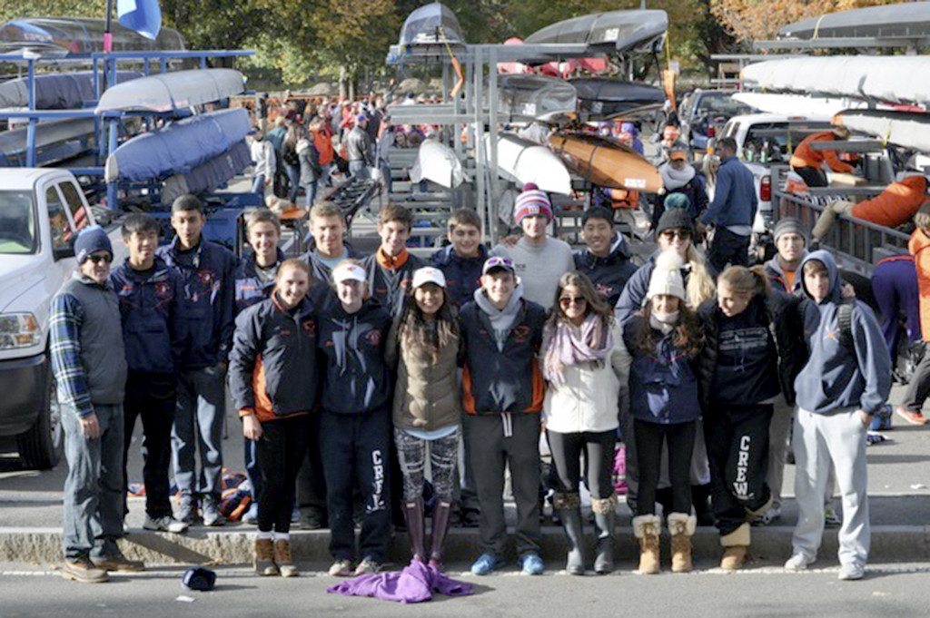 Crew_102815D