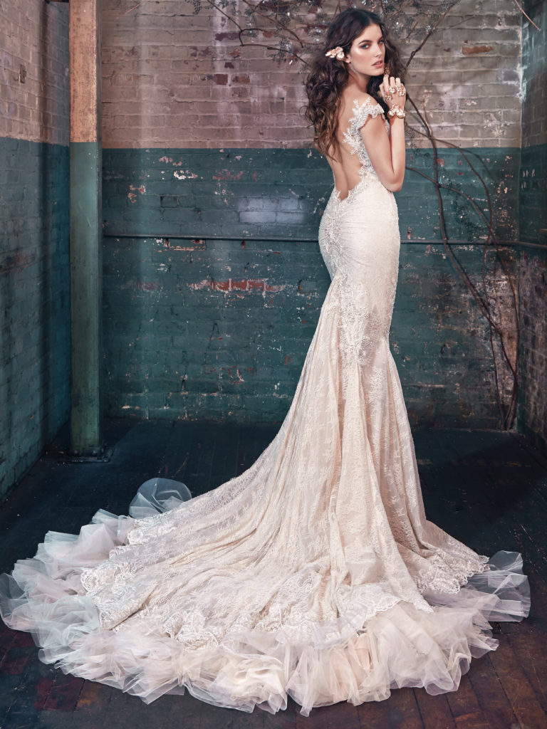 GALIA LAHAV_A__BridalReflections