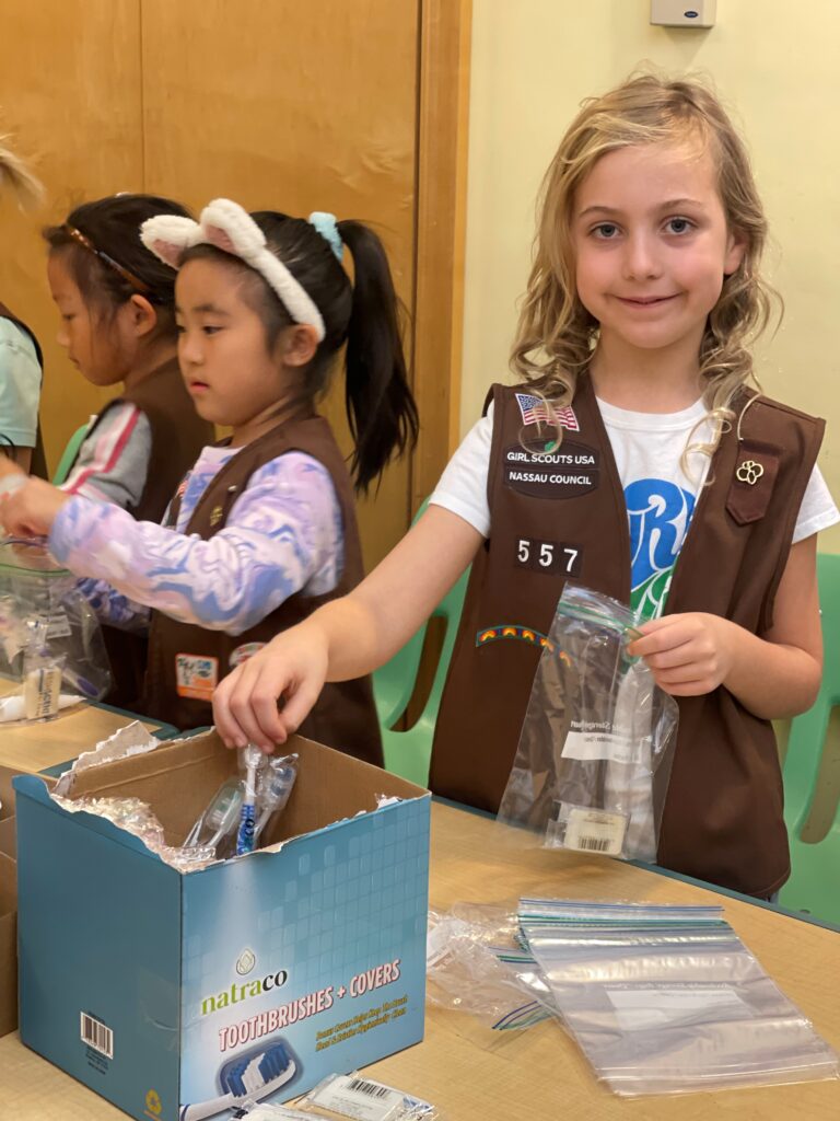 GirlScouts_120722_B