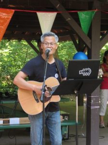 Youngsoo Choi, Great Neck Korean American Civic Association board member, serenaded the crowd.