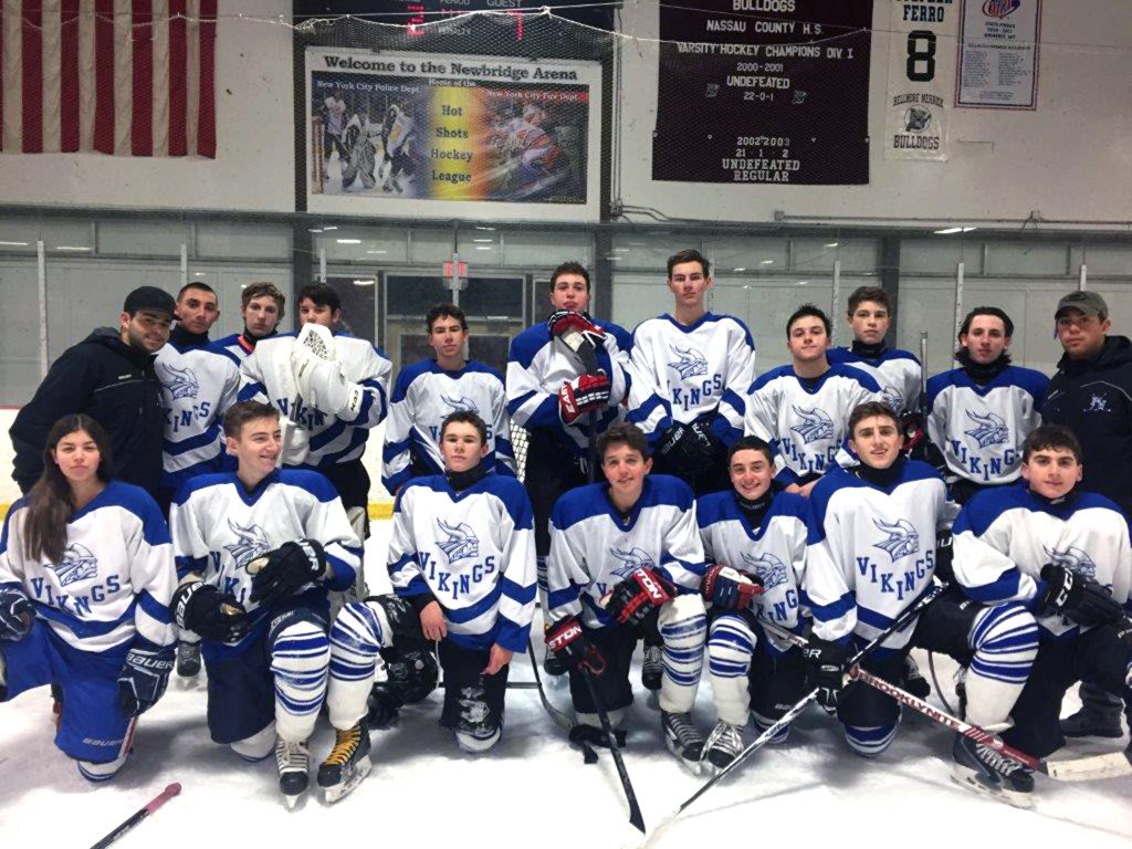 IceHockey030216A