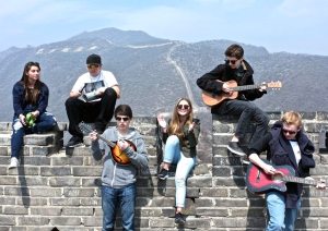 iSchool students on the Great Wall of China