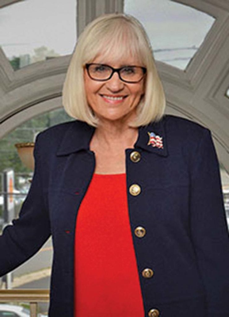 Judi Bosworth 740x1024 1