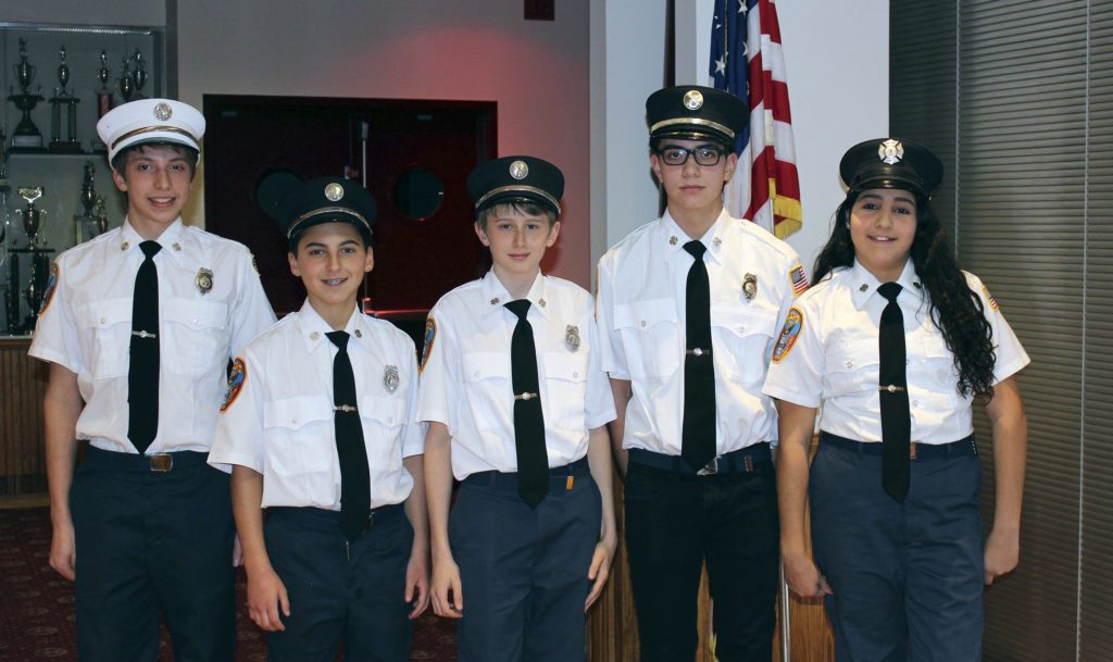 JuniorFirefightersNewOfficers