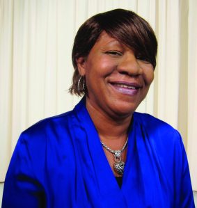 LynetteBatts 967x1024 1