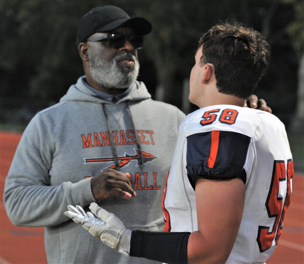 Manhasset Football Wrap J 1024x892 1