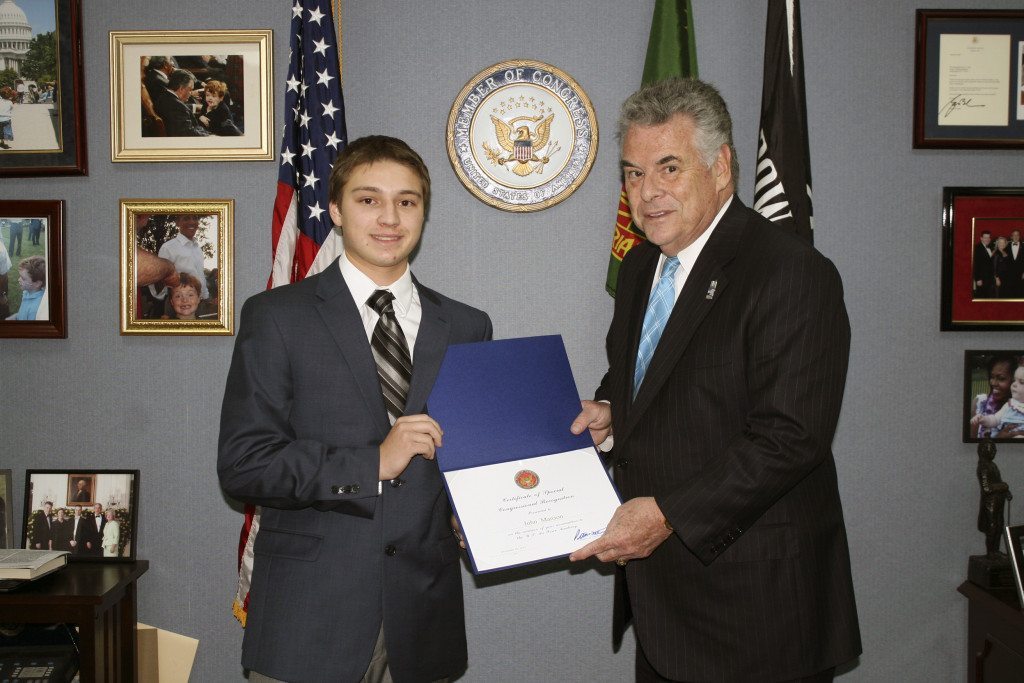 Marine_Manson_021016A