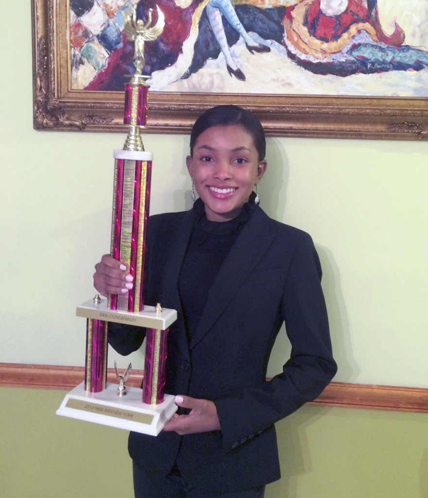 MissCongeniality_121214A