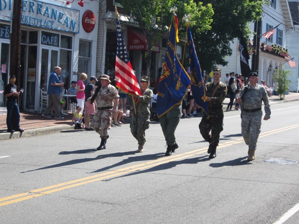 Parade_052715A