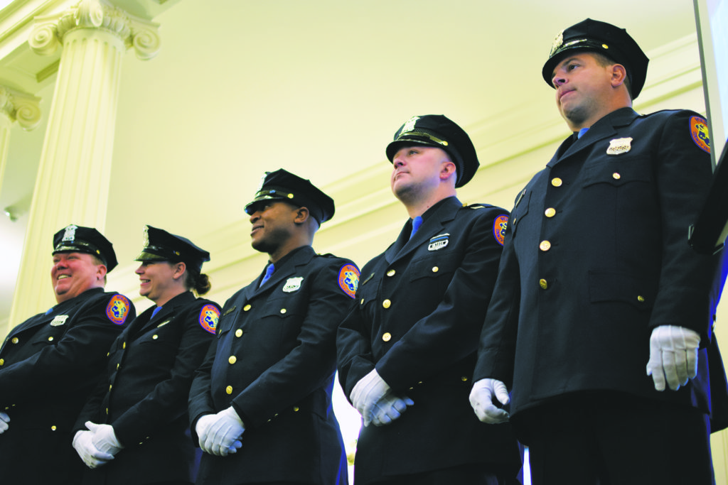 PoliceCrumb_112316_B