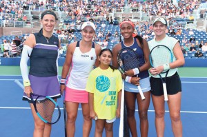 Roslyn Tennis B