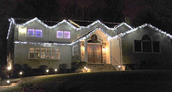 A house on 20 Maple St. also has a large display.