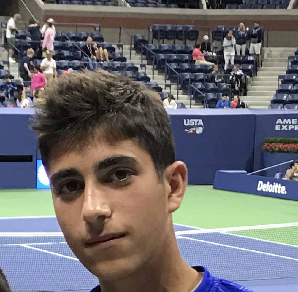 SportsCol Headshot Dylan Solomon