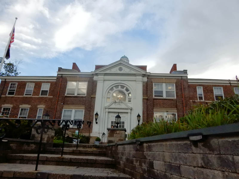 TNH Town Hall