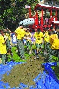 Troop10TreePlanting_102815.E