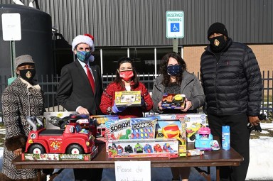Members of Governor Cuomo’s Administration Distributes Holiday Toys on Long Island