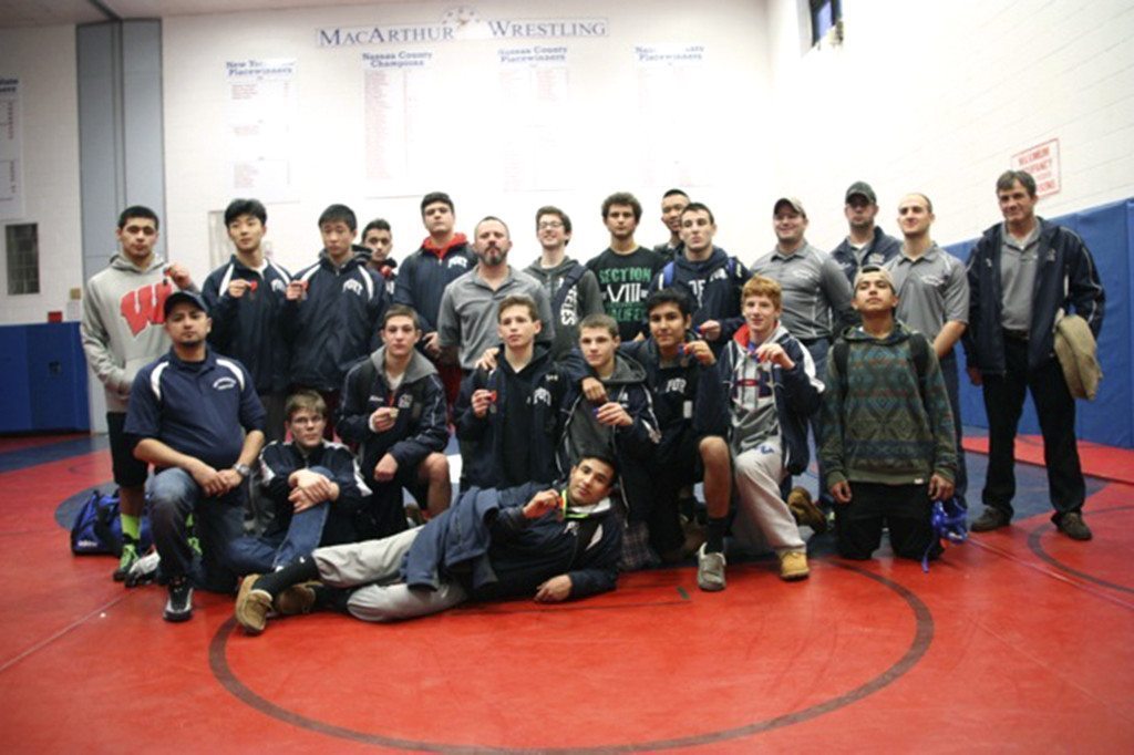 Wrestling030216A