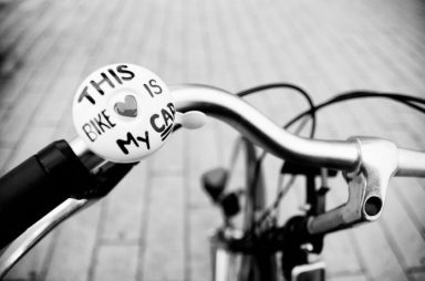 http://hicksvillenews.com/wp-content/uploads/2018/09/bicycle-1167547_car-free.jpg