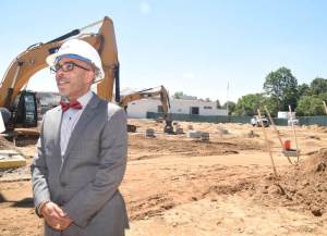 budhai to leave web b