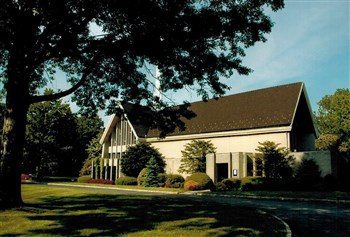 churchPic