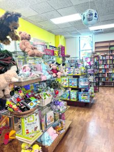 dolphinbooks c 768x1024 1