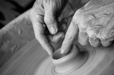 hands-2832239_1280