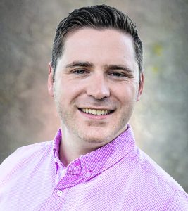 newchairmember a 910x1024 1