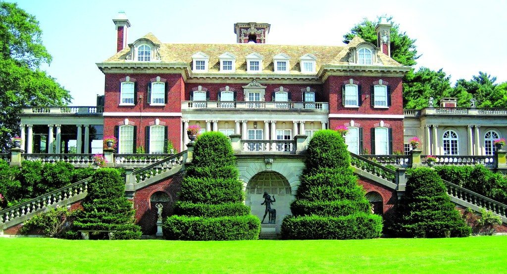 Completed in 1906, the magnificent mansion at Old Westbury Gardens is nestled amid 200 acres of formal gardens, landscaped grounds, woodlands, ponds and lakes.