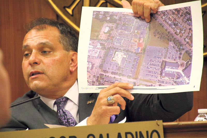 oysterbayelection 111517 a