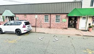 plandome manor village hall 031622 c 1024x590 1