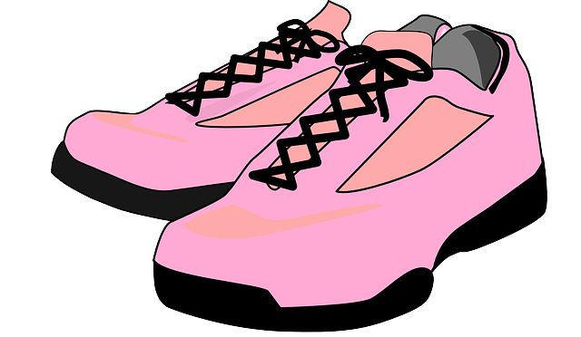 sneakers-310941_640