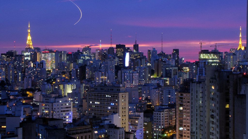 1200px-São_Paulo_city_(Bela_Vista)