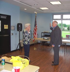 2018 Pat Fanning Swear in 991x1024 1
