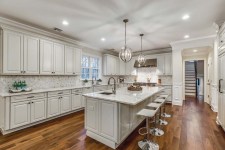 677 linda court 0006