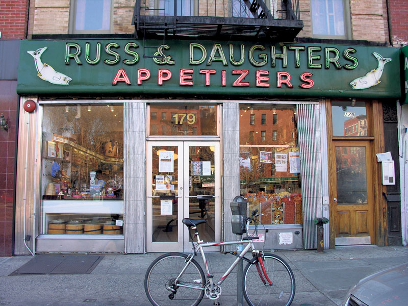 BagelHistory_010517_Russ&Daughters