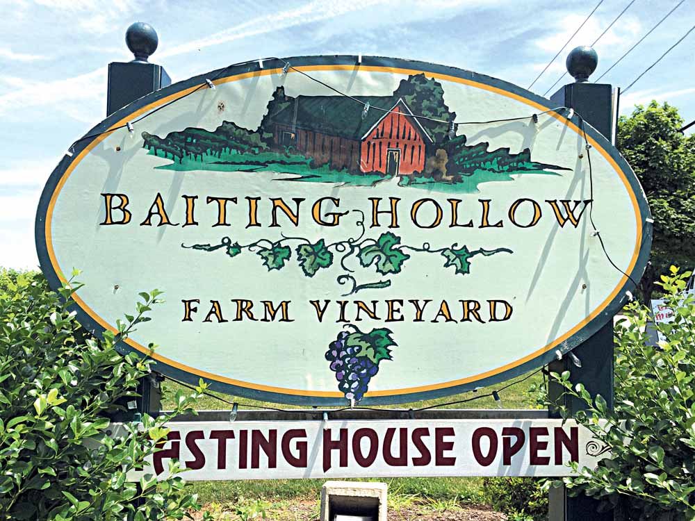BaitingHollow_072716A