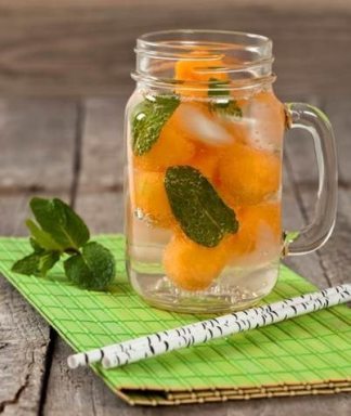 CCocktails_042016_Cool Melon Mint