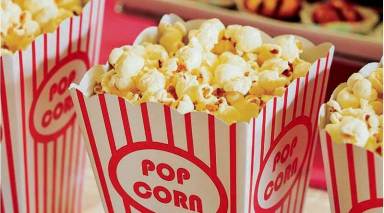 Column.PopcornBagSunday_112919_Popcorn