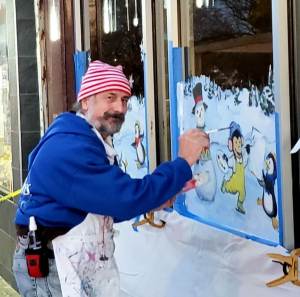 Column.SplashesOfHope 121120. LarsenMural Web