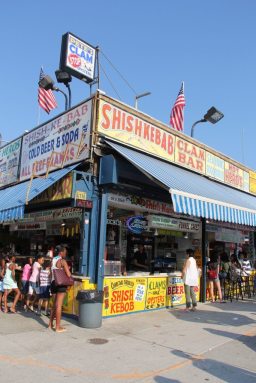Dining_Coney2