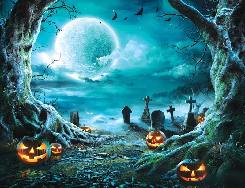 Jack ‘O Lantern In Cemetery In Spooky Night With Full Moon