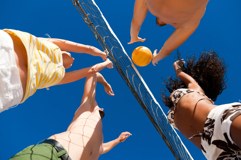 Beach volleyball – players on the net