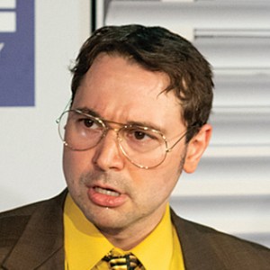 Michael Santora as Dwight 1