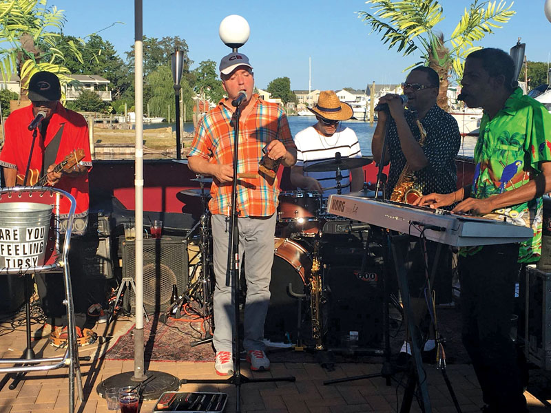OutdoorMusic__C