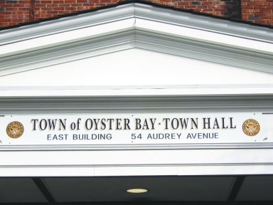 OysterBay_VendittoFee_071118_A